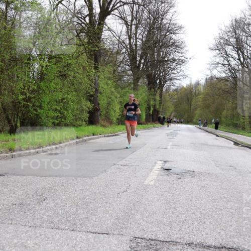 12.04.2026 - 45. Internationalen Wilhelmsburger Insellauf Yannick Fuchs http://msf.ph/oto/9502418 12.04.2026 12:45:17 Laufen 3294 meine-sportfotos.de