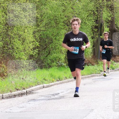 12.04.2026 - 45. Internationalen Wilhelmsburger Insellauf Yannick Fuchs http://msf.ph/oto/9502434 12.04.2026 12:45:26 Laufen 80, 734, 5483, 5678 meine-sportfotos.de