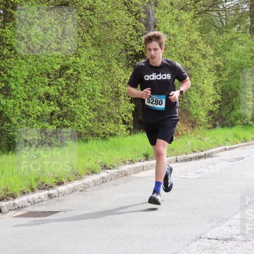 12.04.2026 - 45. Internationalen Wilhelmsburger Insellauf Yannick Fuchs http://msf.ph/oto/9502442 12.04.2026 12:45:28 Laufen 5280 meine-sportfotos.de