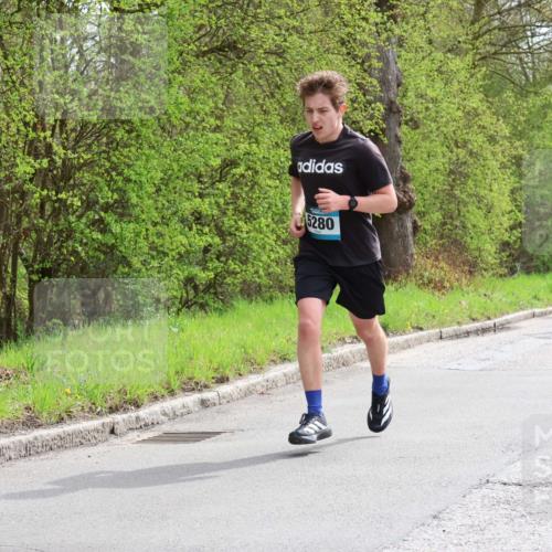 12.04.2026 - 45. Internationalen Wilhelmsburger Insellauf Yannick Fuchs http://msf.ph/oto/9502444 12.04.2026 12:45:28 Laufen 5280 meine-sportfotos.de