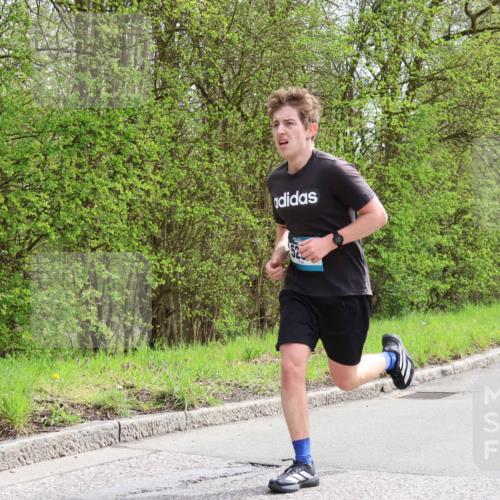 12.04.2026 - 45. Internationalen Wilhelmsburger Insellauf Yannick Fuchs http://msf.ph/oto/9502449 12.04.2026 12:45:29 Laufen  meine-sportfotos.de