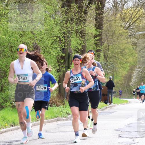 12.04.2026 - 45. Internationalen Wilhelmsburger Insellauf Yannick Fuchs http://msf.ph/oto/9502469 12.04.2026 12:45:33 Laufen 5483, 5678, 5601 meine-sportfotos.de