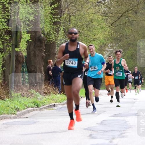 12.04.2026 - 45. Internationalen Wilhelmsburger Insellauf Yannick Fuchs http://msf.ph/oto/9502517 12.04.2026 12:45:48 Laufen 5743, 4472, 40, 541, 3000 meine-sportfotos.de