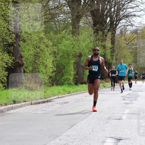 12.04.2026 - 45. Internationalen Wilhelmsburger Insellauf Yannick Fuchs http://msf.ph/oto/9502527 12.04.2026 12:45:50 Laufen 43, 4041, 4472, 3000 meine-sportfotos.de
