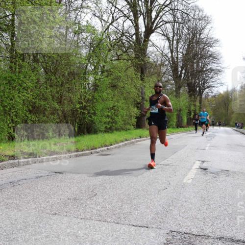 12.04.2026 - 45. Internationalen Wilhelmsburger Insellauf Yannick Fuchs http://msf.ph/oto/9502538 12.04.2026 12:45:52 Laufen 5743 meine-sportfotos.de
