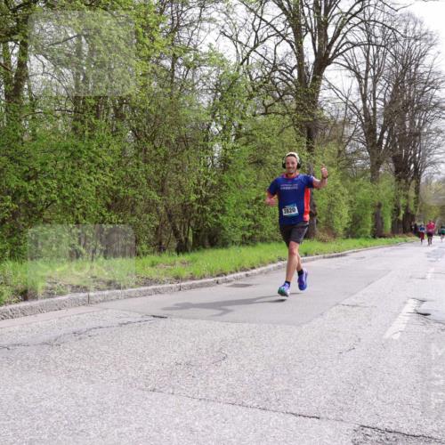 12.04.2026 - 45. Internationalen Wilhelmsburger Insellauf Yannick Fuchs http://msf.ph/oto/9502644 12.04.2026 12:46:17 Laufen 2820 meine-sportfotos.de