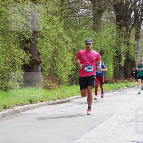 12.04.2026 - 45. Internationalen Wilhelmsburger Insellauf Yannick Fuchs http://msf.ph/oto/9502663 12.04.2026 12:46:23 Laufen 5860, 2959 meine-sportfotos.de