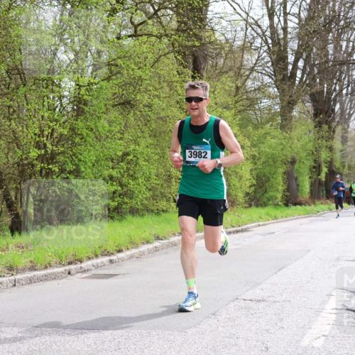 12.04.2026 - 45. Internationalen Wilhelmsburger Insellauf Yannick Fuchs http://msf.ph/oto/9502690 12.04.2026 12:46:29 Laufen 3982 meine-sportfotos.de