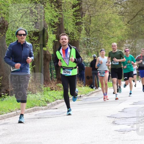 12.04.2026 - 45. Internationalen Wilhelmsburger Insellauf Yannick Fuchs http://msf.ph/oto/9502698 12.04.2026 12:46:32 Laufen 5296, 4079, 4678, 5809, 738947 meine-sportfotos.de