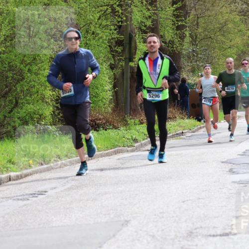 12.04.2026 - 45. Internationalen Wilhelmsburger Insellauf Yannick Fuchs http://msf.ph/oto/9502701 12.04.2026 12:46:32 Laufen 5555, 5296, 4079, 4678, 5809 meine-sportfotos.de