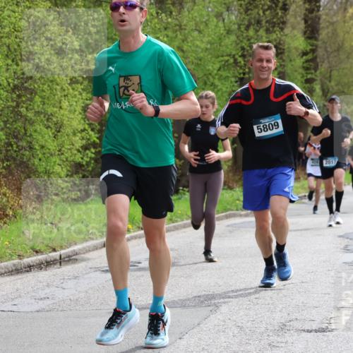 12.04.2026 - 45. Internationalen Wilhelmsburger Insellauf Yannick Fuchs http://msf.ph/oto/9502737 12.04.2026 12:46:41 Laufen 5809, 2017 meine-sportfotos.de
