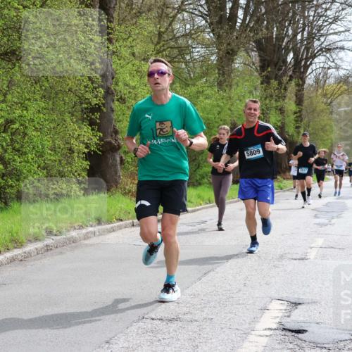 12.04.2026 - 45. Internationalen Wilhelmsburger Insellauf Yannick Fuchs http://msf.ph/oto/9502741 12.04.2026 12:46:42 Laufen 5809, 2017 meine-sportfotos.de