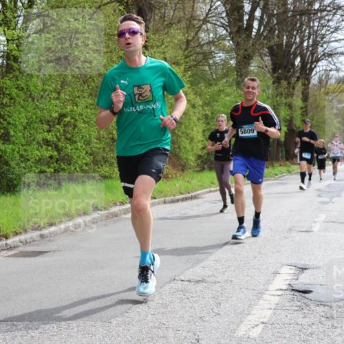 12.04.2026 - 45. Internationalen Wilhelmsburger Insellauf Yannick Fuchs http://msf.ph/oto/9502744 12.04.2026 12:46:42 Laufen 5809 meine-sportfotos.de