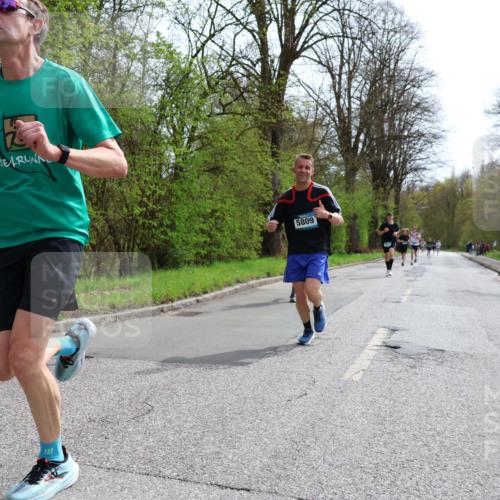 12.04.2026 - 45. Internationalen Wilhelmsburger Insellauf Yannick Fuchs http://msf.ph/oto/9502750 12.04.2026 12:46:43 Laufen 5809 meine-sportfotos.de
