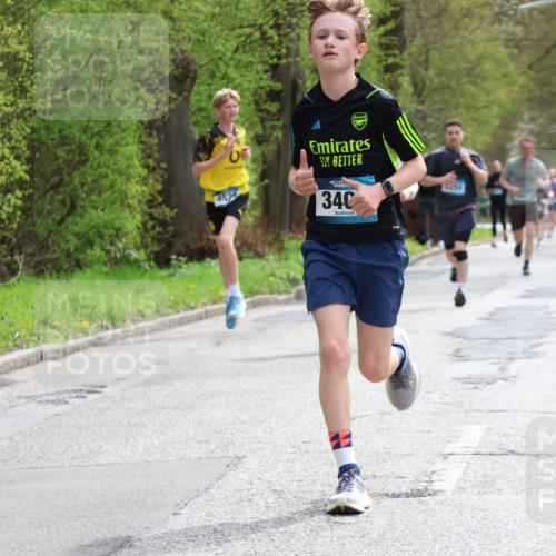 12.04.2026 - 45. Internationalen Wilhelmsburger Insellauf Yannick Fuchs http://msf.ph/oto/9502787 12.04.2026 12:46:55 Laufen 4524, 34, 5256 meine-sportfotos.de
