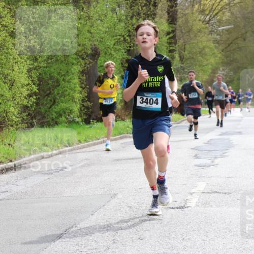 12.04.2026 - 45. Internationalen Wilhelmsburger Insellauf Yannick Fuchs http://msf.ph/oto/9502788 12.04.2026 12:46:55 Laufen 4529, 3404, 5255 meine-sportfotos.de