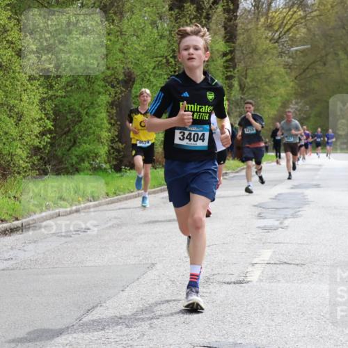 12.04.2026 - 45. Internationalen Wilhelmsburger Insellauf Yannick Fuchs http://msf.ph/oto/9502789 12.04.2026 12:46:55 Laufen 4529, 3404, 5255 meine-sportfotos.de