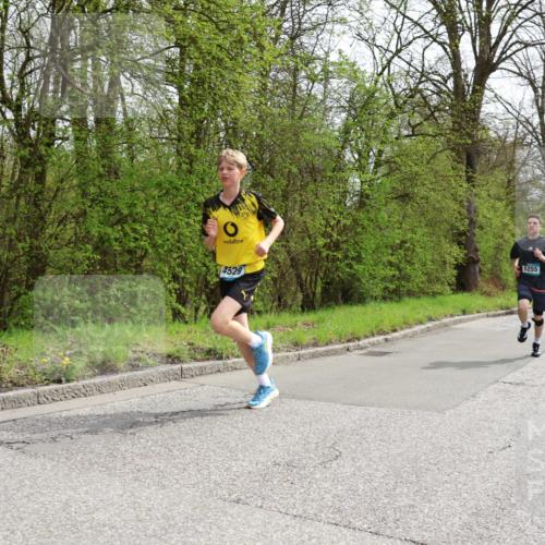 12.04.2026 - 45. Internationalen Wilhelmsburger Insellauf Yannick Fuchs http://msf.ph/oto/9502811 12.04.2026 12:47:01 Laufen 4529, 5255 meine-sportfotos.de