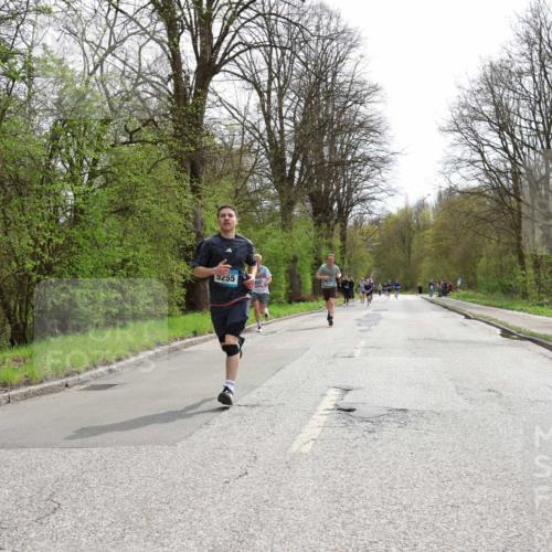 12.04.2026 - 45. Internationalen Wilhelmsburger Insellauf Yannick Fuchs http://msf.ph/oto/9502812 12.04.2026 12:47:01 Laufen 5255 meine-sportfotos.de
