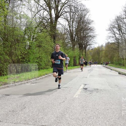 12.04.2026 - 45. Internationalen Wilhelmsburger Insellauf Yannick Fuchs http://msf.ph/oto/9502813 12.04.2026 12:47:01 Laufen 5255 meine-sportfotos.de