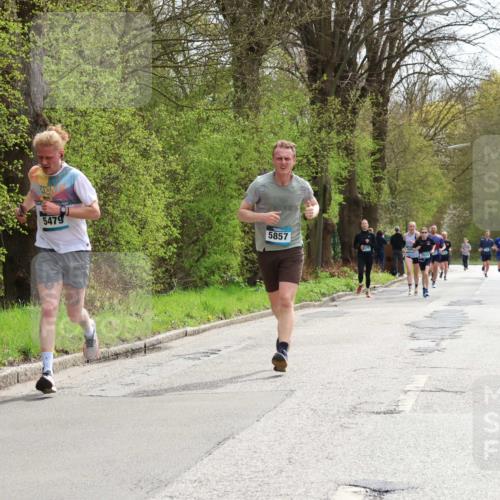 12.04.2026 - 45. Internationalen Wilhelmsburger Insellauf Yannick Fuchs http://msf.ph/oto/9502819 12.04.2026 12:47:03 Laufen 5479, 04, 5857 meine-sportfotos.de