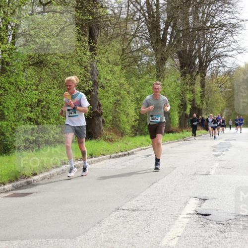 12.04.2026 - 45. Internationalen Wilhelmsburger Insellauf Yannick Fuchs http://msf.ph/oto/9502823 12.04.2026 12:47:03 Laufen 5479, 5857 meine-sportfotos.de