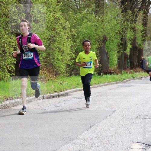 12.04.2026 - 45. Internationalen Wilhelmsburger Insellauf Yannick Fuchs http://msf.ph/oto/9502978 12.04.2026 12:47:45 Laufen 4933, 763, 4835, 1849 meine-sportfotos.de