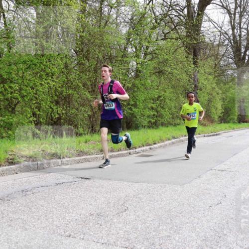 12.04.2026 - 45. Internationalen Wilhelmsburger Insellauf Yannick Fuchs http://msf.ph/oto/9502987 12.04.2026 12:47:47 Laufen 4933, 763 meine-sportfotos.de