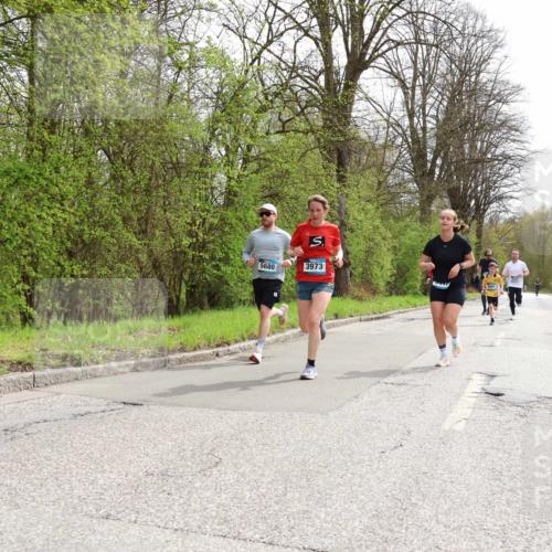 12.04.2026 - 45. Internationalen Wilhelmsburger Insellauf Yannick Fuchs http://msf.ph/oto/9503027 12.04.2026 12:47:57 Laufen 5680, 3973 meine-sportfotos.de