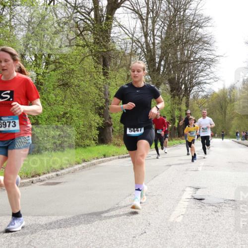 12.04.2026 - 45. Internationalen Wilhelmsburger Insellauf Yannick Fuchs http://msf.ph/oto/9503030 12.04.2026 12:47:58 Laufen 5680, 3973, 5447, 3160, 2937, 4891 meine-sportfotos.de