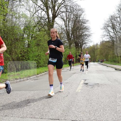 12.04.2026 - 45. Internationalen Wilhelmsburger Insellauf Yannick Fuchs http://msf.ph/oto/9503032 12.04.2026 12:47:58 Laufen 3973, 5447 meine-sportfotos.de