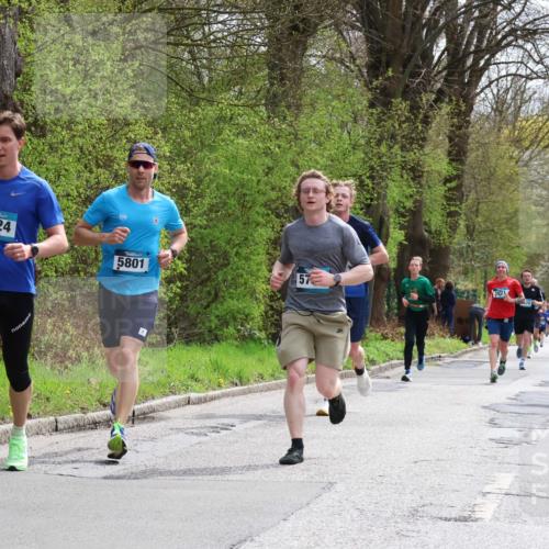 12.04.2026 - 45. Internationalen Wilhelmsburger Insellauf Yannick Fuchs http://msf.ph/oto/9503067 12.04.2026 12:48:11 Laufen 2624, 5801, 57, 3921, 4879 meine-sportfotos.de
