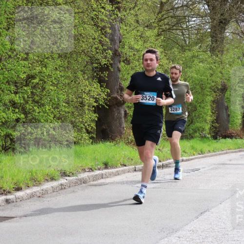 12.04.2026 - 45. Internationalen Wilhelmsburger Insellauf Yannick Fuchs http://msf.ph/oto/9503110 12.04.2026 12:48:21 Laufen 3520, 3287, 5696 meine-sportfotos.de