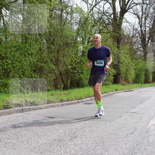 12.04.2026 - 45. Internationalen Wilhelmsburger Insellauf Yannick Fuchs http://msf.ph/oto/9503134 12.04.2026 12:48:25 Laufen 5696 meine-sportfotos.de