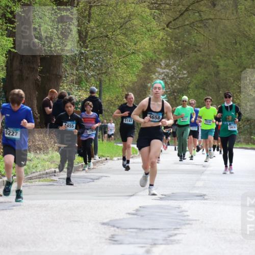 12.04.2026 - 45. Internationalen Wilhelmsburger Insellauf Yannick Fuchs http://msf.ph/oto/9503139 12.04.2026 12:48:26 Laufen 5227, 4658, 4823, 5143, 4455, 4938, 5630, 3213, 4592 meine-sportfotos.de