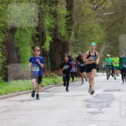 12.04.2026 - 45. Internationalen Wilhelmsburger Insellauf Yannick Fuchs http://msf.ph/oto/9503148 12.04.2026 12:48:28 Laufen 482, 5143, 5630, 44, 5227, 3293, 4592 meine-sportfotos.de