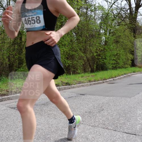 12.04.2026 - 45. Internationalen Wilhelmsburger Insellauf Yannick Fuchs http://msf.ph/oto/9503165 12.04.2026 12:48:36 Laufen 4658, 4454 meine-sportfotos.de