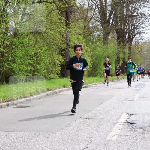 12.04.2026 - 45. Internationalen Wilhelmsburger Insellauf Yannick Fuchs http://msf.ph/oto/9503167 12.04.2026 12:48:37 Laufen 5143 meine-sportfotos.de