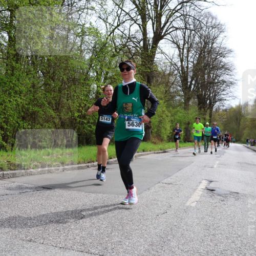 12.04.2026 - 45. Internationalen Wilhelmsburger Insellauf Yannick Fuchs http://msf.ph/oto/9503190 12.04.2026 12:48:41 Laufen 5143, 5630 meine-sportfotos.de