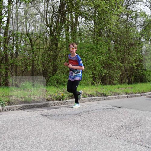 12.04.2026 - 45. Internationalen Wilhelmsburger Insellauf Yannick Fuchs http://msf.ph/oto/9503199 12.04.2026 12:48:43 Laufen 3293, 4938 meine-sportfotos.de