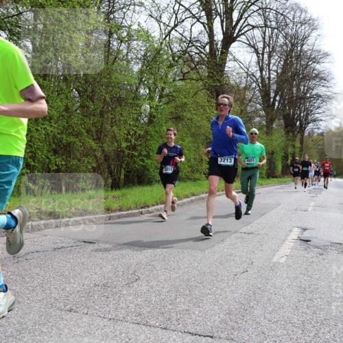 12.04.2026 - 45. Internationalen Wilhelmsburger Insellauf Yannick Fuchs http://msf.ph/oto/9503207 12.04.2026 12:48:45 Laufen 4938, 2852, 3213, 4823 meine-sportfotos.de