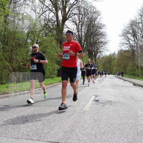 12.04.2026 - 45. Internationalen Wilhelmsburger Insellauf Yannick Fuchs http://msf.ph/oto/9503235 12.04.2026 12:48:51 Laufen 3661, 4959, 317 meine-sportfotos.de