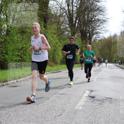 12.04.2026 - 45. Internationalen Wilhelmsburger Insellauf Yannick Fuchs http://msf.ph/oto/9503310 12.04.2026 12:49:07 Laufen 3302, 2009, 3088 meine-sportfotos.de