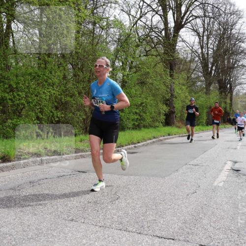 12.04.2026 - 45. Internationalen Wilhelmsburger Insellauf Yannick Fuchs http://msf.ph/oto/9503343 12.04.2026 12:49:16 Laufen 584 meine-sportfotos.de