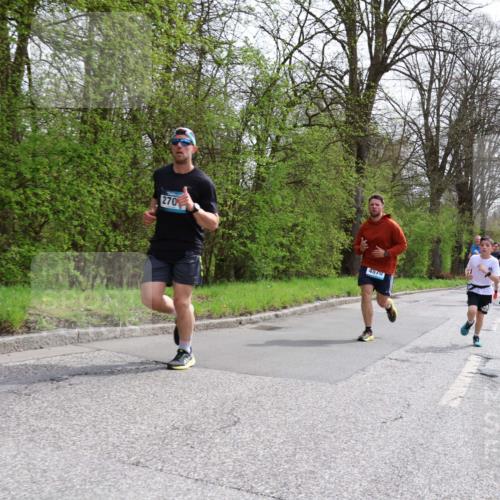 12.04.2026 - 45. Internationalen Wilhelmsburger Insellauf Yannick Fuchs http://msf.ph/oto/9503353 12.04.2026 12:49:18 Laufen 270, 4570 meine-sportfotos.de