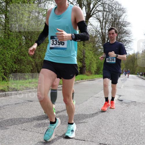 12.04.2026 - 45. Internationalen Wilhelmsburger Insellauf Yannick Fuchs http://msf.ph/oto/9503370 12.04.2026 12:49:23 Laufen 3396, 4535 meine-sportfotos.de