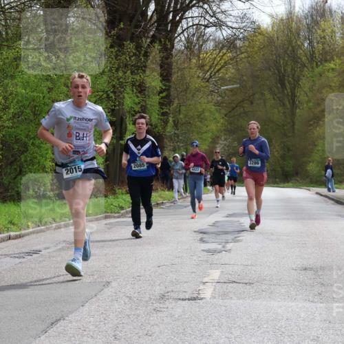 12.04.2026 - 45. Internationalen Wilhelmsburger Insellauf Yannick Fuchs http://msf.ph/oto/9503378 12.04.2026 12:49:26 Laufen 2015, 2085, 4822, 3286 meine-sportfotos.de