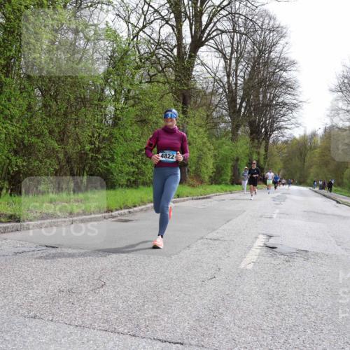 12.04.2026 - 45. Internationalen Wilhelmsburger Insellauf Yannick Fuchs http://msf.ph/oto/9503411 12.04.2026 12:49:34 Laufen 4822 meine-sportfotos.de