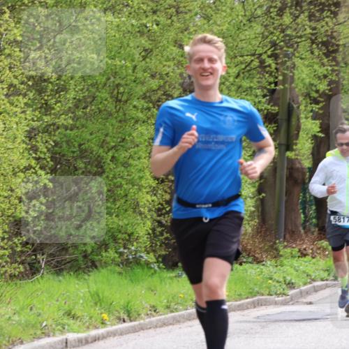 12.04.2026 - 45. Internationalen Wilhelmsburger Insellauf Yannick Fuchs http://msf.ph/oto/9503436 12.04.2026 12:49:42 Laufen 5817, 5463 meine-sportfotos.de
