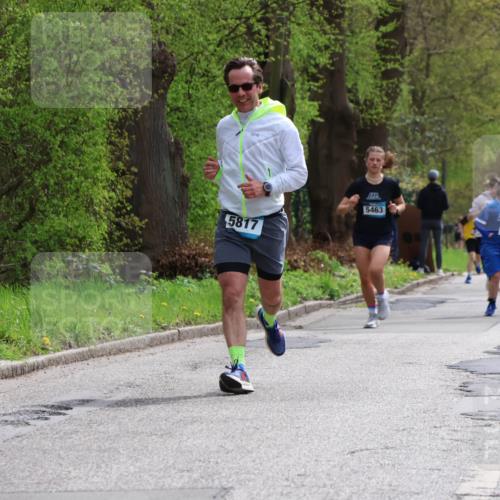 12.04.2026 - 45. Internationalen Wilhelmsburger Insellauf Yannick Fuchs http://msf.ph/oto/9503445 12.04.2026 12:49:45 Laufen 5817, 5463 meine-sportfotos.de